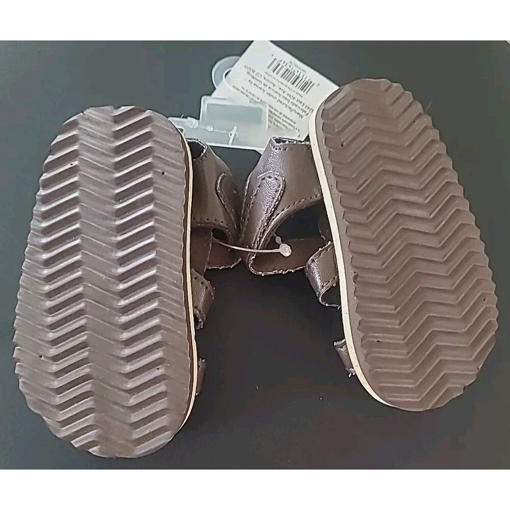 NWT Carters 3-6 months sandals